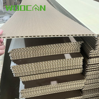 Panneaux muraux en composite de fibres de bois de bambou modernes pour l'intérieur, panneaux en PVC cannelés imperméables pour le bureau, la maison, le salon
