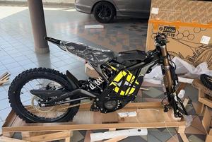 Nueva Motocicleta Eléctrica Todoterreno Original Surron Light Bee X en Existencia, 60V 8000W 40AH, Motocicleta Eléctrica Todoterreno para Adultos - Product Image 6