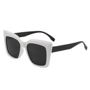 Nueva tendencia <span class=keywords><strong>De</strong></span> moda <span class=keywords><strong>Gafas</strong></span> <span class=keywords><strong>De</strong></span> Sol <span class=keywords><strong>De</strong></span> ojo <span class=keywords><strong>De</strong></span> gato <span class=keywords><strong>De</strong></span> gran tamaño para <span class=keywords><strong>mujer</strong></span> Marco <span class=keywords><strong>De</strong></span> PC grande Anti-UV Sombrillas cuadradas <span class=keywords><strong>Gafas</strong></span> <span class=keywords><strong>De</strong></span> Sol - Product Image 1