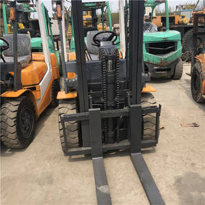 Carretilla elevadora TCM FD30 usada en excelentes condiciones de trabajo, carretilla elevadora diésel de segunda mano TCM FD30 de 3 toneladas a la venta en Shanghai Yard - Product Image 2