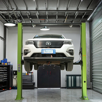 Lève-voiture hydraulique 4000 kg 2 poteaux Sol libre Lève-voiture homologué CE Haute qualité Ascenseur de voiture à deux poteaux Moyenne hauteur