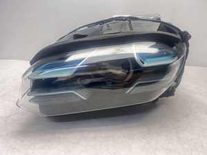 Proiettore originale per <span class=keywords><strong>Porsche</strong></span> <span class=keywords><strong>Taycan</strong></span> Maca Zero PDLS a matrice dinamica fari a LED smantellati parti usate - Product Image 6