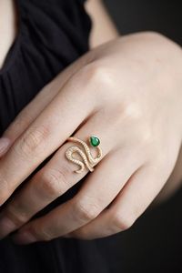 Anillo de Serpiente de Oro Real de 18K al por Mayor de Xinfly con Esmeralda Natural de 0.41ct y Diamante de 0.31ct, Joyería Au750 Personalizada - Product Image 2