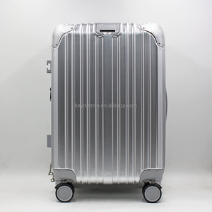 Valigia Classica alla Moda di Eminent Factory, Semplice e Resistente in ABS+PC, 4 Ruote Girevoli, Leggera, Grande Capacità, TSA, per Viaggi d'Affari - Product Image 1
