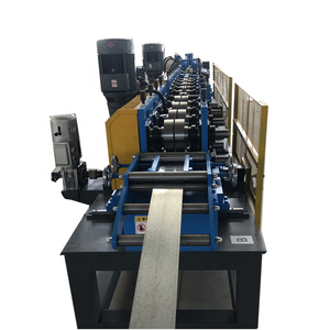 Machine de formage de rouleaux de canaux C U pour cloisons sèches et rails métalliques réglables entièrement automatiques à fonction multiple - Product Image 4