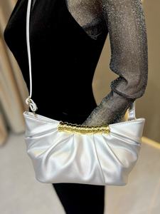 Sac à main de soirée plissé élégant 2026 en cuir végétalien pour femme, pochette à bandoulière unique, super chic, en PU souple - Product Image 6