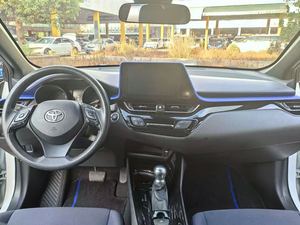 <strong>Used</strong> Car 2018 Toy-ota <strong>C</strong>-<strong>HR</strong> Left-hand Drive 5-seater SUV <strong>Used</strong> Gas Car With Rear Camera Dark Interior Automatic LHD - Product Image 3