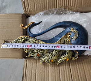 Tùy Chỉnh Nghệ Thuật Hiện Đại Điêu Khắc Sang Trọng Nhà Bàn Trang Trí Nội Thất Đám Cưới Đồ Trang Trí Đồ Trang Trí Nhựa Thủ Công Thiên Nga Vài Vàng Đen Bạc Thiên Nga Bức Tượng - Product Image 6