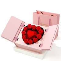 Nouvelle Arrivée 2025 – Boîte Cadeau de Fleurs de Savon Rose pour la Saint-Valentin, Remise de Diplôme, Nouvel An, Fête des Pères, Fête des Mères, Thanksgiving