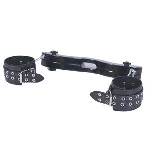 Attrezzatura Penale SM, Clip per Scroto Nera, Apparato per Penale a Ginocchio Forzato, Modello XTT-8834, Prodotto in Cina, Senza Componenti - Product Image 1