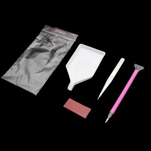 Алмазная живопись «Черная лошадь и бабочки» - Product Image 5