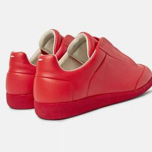 รองเท้าลำลองทรงเตี้ย สีพื้น คลาสสิก หนังแท้ ผู้ชาย หัวมน ผูกเชือก ระบายอากาศดี แฟชั่นทันสมัย - Product Image 4