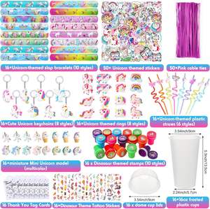 Qilery, juego de recuerdo de fiesta con temática de unicornio de 195 piezas, Incluye vasos de plástico reutilizables, pulseras bofetadas, pegatinas de tatuaje, adornos de cola - Product Image 2