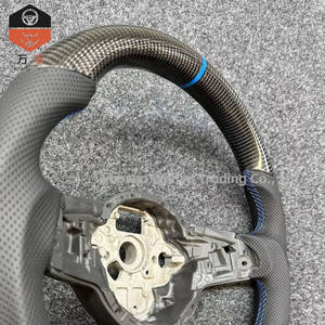 <span class=keywords><strong>Volante</strong></span> Deportivo <span class=keywords><strong>de</strong></span> Fibra <span class=keywords><strong>de</strong></span> Carbono y Cuero para Volkswagen <span class=keywords><strong>Golf</strong></span> 7/8 <span class=keywords><strong>GTI</strong></span> Mk7/Mk5/Mk8 Audi <span class=keywords><strong>A3</strong></span>/A4/A6/A7 - Product Image 3