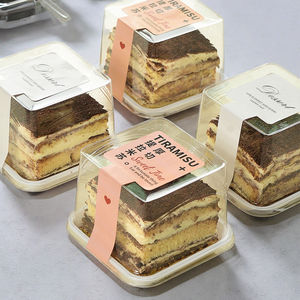 กล่องใส่ขนมทีรามิสุแบบใช้แล้วทิ้งทรงสี่เหลี่ยมใส รุ่น Wanying H757 สำหรับขายส่ง กล่องบรรจุภัณฑ์ขนมสีขาวขนาดเล็กทำจากพลาสติก PET สำหรับอาหารและของหวาน - Product Image 4