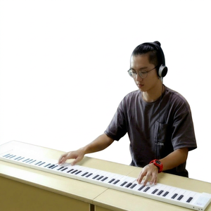 Piano portable pliable 88 touches, prise casque 3,5 mm, batterie rechargeable, clavier numérique USB Type C pour la pratique à domicile et les voyages - Product Image 1