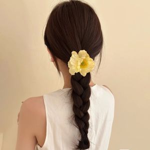 ที่คาดผมดอกไม้สไตล์ใหม่ ผ้าเนื้อดี คุณภาพสูง ประดับผมดอกลีลาวดี สำหรับผู้หญิง - Product Image 3