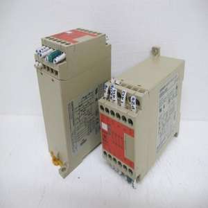 Plc LOT 2x Sti G9SA-301 セーフティ リレー ユニット G9SA301 ソリッドステート 24 VACDC 5 a - Product Image 1