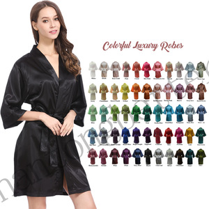 Robe de mariée en satin de soie unie, douce et respirante, avec logo imprimé OEM, pour femme, idéale pour l'<span class=keywords><strong>hiver</strong></span> et l'été, cadeau pour mariée, demoiselles <span class=keywords><strong>d</strong></span>'honneur et fête nuptiale - Product Image 5