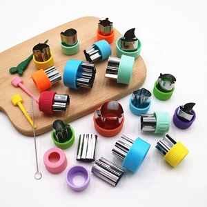 <span class=keywords><strong>Emporte</strong></span>-pièce tropical personnalisé coupe-légumes outils enfants Anime Mini <span class=keywords><strong>emporte</strong></span>-pièce en acier inoxydable - Product Image 3