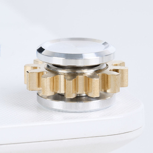 Mini Fidget Spinner en Métal à Engrenages, Nouveauté 2025, Vente Chaude, Jouet Créatif de Décompression en Cuivre, Idée Cadeau - Product Image 5