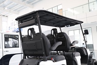 Véhicule de chasse haut de gamme 4 places avec batterie lithium longue portée, sièges de luxe, pneus tout-terrain, chariot de golf tout-terrain pour la chasse