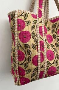 Bolso Tote Acolchado de Algodón con Estampado de Bloques, Espacioso, para Uso Diario, Compras, Viajes, Bolso de Hombro - Product Image 5