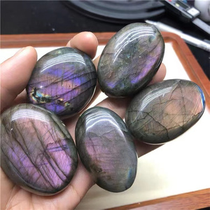 Piedra de Labradorita Púrpura Brillante, Cristal de Cuarzo Natural al por Mayor, Piedra de Palma para Relajar la Mente - Product Image 2