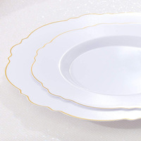 Assiettes jetables en plastique blanc doré style baroque, 60 pièces, 10,25 pouces, 30 assiettes à salade 7,5 pouces, robustes pour mariage/bébé