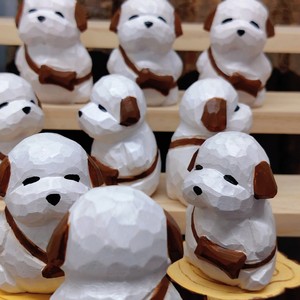 ของตกแต่งรถยนต์รูปสุนัขทำมือจากไม้ ขนาด 4.5x4x6 ซม. ตุ๊กตาสัตว์น่ารักสำหรับตกแต่งภายในรถยนต์ ของขวัญ - Product Image 4