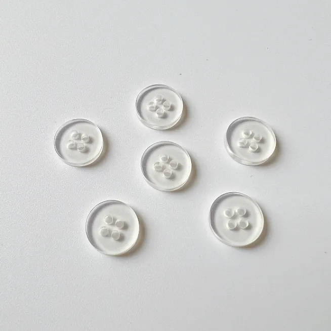 Transparent high quality eco-friendly resin women's buttons, custom four-hole transparent shirt buttons