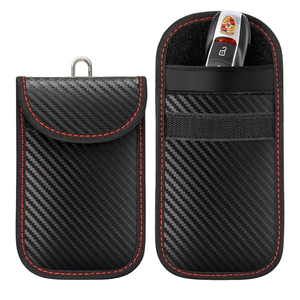 Étui à clés de <span class=keywords><strong>voiture</strong></span> en cuir de fibre de carbone avec protection contre le vol sans clé, bloqueur de signal <span class=keywords><strong>RFID</strong></span>, pochette de Faraday avec crochet à clé - Product Image 1