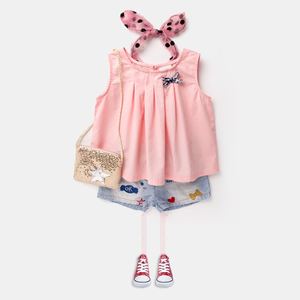 เสื้อเด็ก แขนกุด แต่งระบาย ไหล่เปิด แบบครอปท็อป ขายส่งราคาถูก - Product Image 1