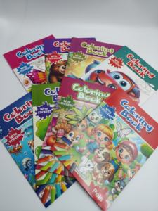 <span class=keywords><strong>Libro</strong></span> de Colorear Creativo y Personalizable para Niños con Pegatinas - Temas de Animales, Plantas y Vehículos - Product Image 1