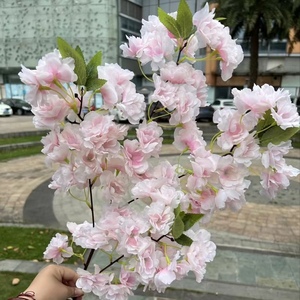 Ramas de <span class=keywords><strong>flores</strong></span> de cerezo blancas de seda artificiales al por mayor para <span class=keywords><strong>flores</strong></span> de <span class=keywords><strong>centro</strong></span> de boda - Product Image 5
