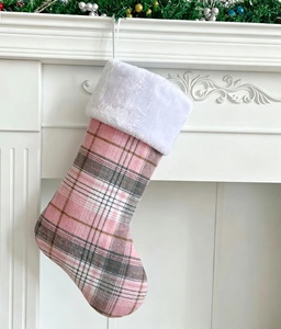 Chaussettes <span class=keywords><strong>de</strong></span> Noël brodées vintage à carreaux en velours peluche pour enfants, chaussettes <span class=keywords><strong>de</strong></span> Noël en velours à motif buffle - Product Image 5