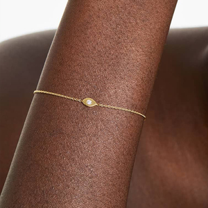 กำไลข้อมือ CANNER รุ่น New Diamond Evil Eye ชุบทอง 18k เงินแท้ 925 ประดับลูกปัดรูปดวงตา พร้อมเชือกปรับขนาดได้ สำหรับผู้หญิง - Product Image 5