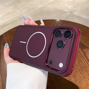 เคสโทรศัพท์ซิลิโคนใสระบบแม่เหล็กสำหรับ iPhone 18 Pro Max 17 Pro ที่ครอบชาร์จแบบไร้สายกันกระแทก - Product Image 1