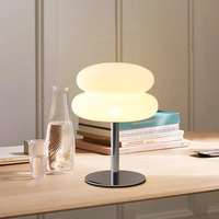 Lampe de table LED en forme de champignon avec prise USB pour chambre à coucher, salon et salle à manger, éclairage d'ambiance