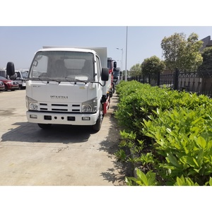 <span class=keywords><strong>Camion</strong></span> à <span class=keywords><strong>benne</strong></span> basculante <span class=keywords><strong>Isuzu</strong></span> d'<span class=keywords><strong>occasion</strong></span> de 5 tonnes, transmission 4x2, moteur 4KH1, norme d'émission Euro 3, bon état, adapté au transport d'engins de chantier - Product Image 4