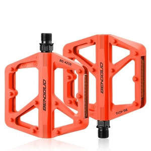 Nouvelle pédale de vélo en plastique légère et antidérapante New Image RF-09 à 3 roulements avec <span class=keywords><strong>axe</strong></span> en acier au luomolybdène pour vélos de montagne/route/BMX - Product Image 4