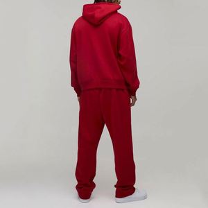 Sudadera con Capucha y Pantalones Deportivos Color Vino Tinto, Conjunto Deportivo Personalizado de Dos Piezas para Hombre - Product Image 3