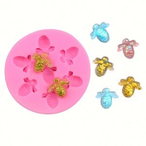 Moule en silicone réutilisable en forme de petite abeille mignonne à 7 cavités pour chocolat, résine, argile, décoration de gâteaux, outil de pâtisserie DIY pour enfants OEM/ODM - Product Image 3