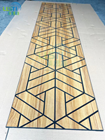 Panneaux muraux de plafond insonorisants en placage de bois Triangle carré hexagone Panneaux acoustiques en bois rainurés en V en chêne blanc noyer