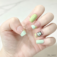 24 faux ongles français en ABS à presser, base jaune-verte, motif panda mignon et étoiles dorées, forme carrée, tendance, qualité salon pour femmes