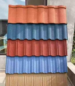 Toiture en métal revêtue de pierre à bon <span class=keywords><strong>prix</strong></span> Tuiles romaines peu profondes Tuiles durables pour usage résidentiel et commercial - Product Image 2