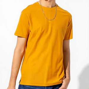 T-shirt simple en coton 100% pour homme, coupe ample, décontracté, manches courtes, personnalisable, en vente à prix avantageux - Product Image 1