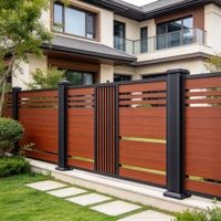 Ensemble extérieur imperméable de qualité supérieure avec treillis composite et portails, panneau de clôture de jardin privé complet, clôture en WPC