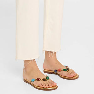 하이 퀄리티 패션 라운드 오픈 발가락 보석 플립 플롭 플랫 샌들 대량 외출 여성을위한 새로운 스타일 널 고무 슬리퍼 - Product Image 6