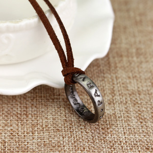 Collar con Colgante de Cuero de <span class=keywords><strong>Nathan</strong></span> Drake, Anillo de Uncharted 4, Joyería de Cosplay, Estilo Clásico, Aleación de Zinc, Recuerdo de Aniversario - Product Image 1